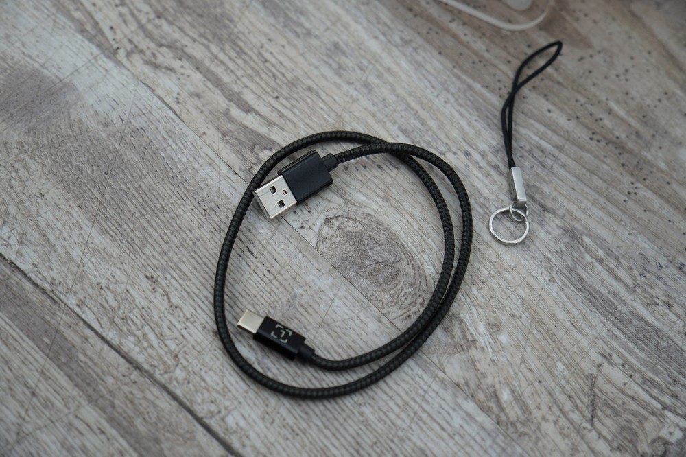 Ledger - Nano X Crypto Hardware Wallet - Bluetooth - Gold