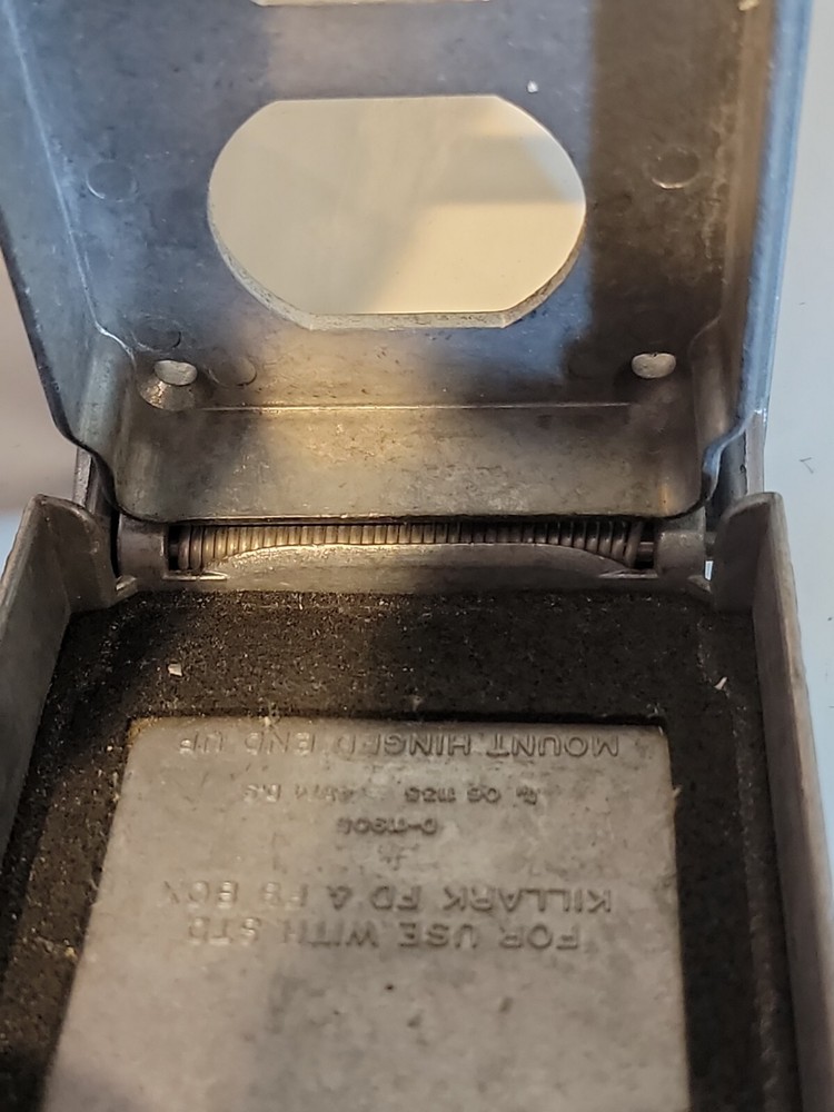 Killark Series FCL FD & FS Spring Hinged Box D-11904A. HTF