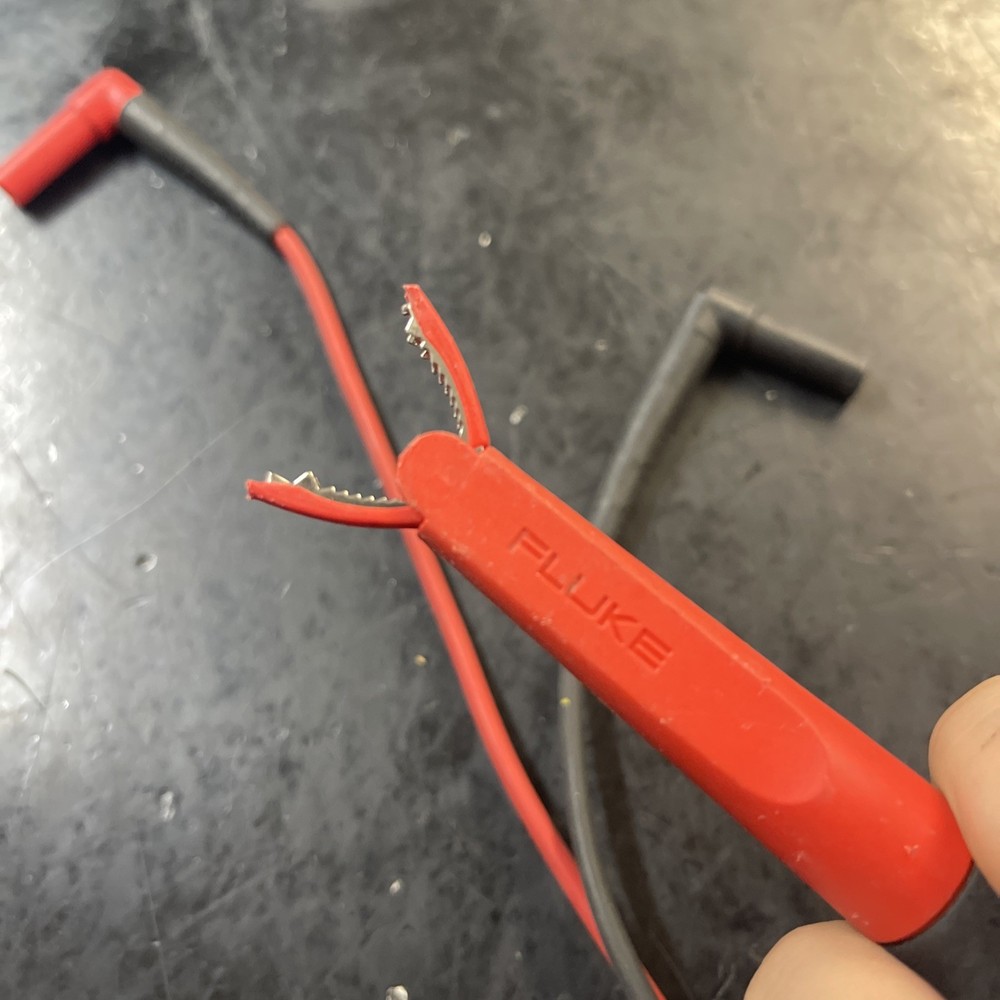Authentic Fluke AC220 SureGrip™ Alligator Clips