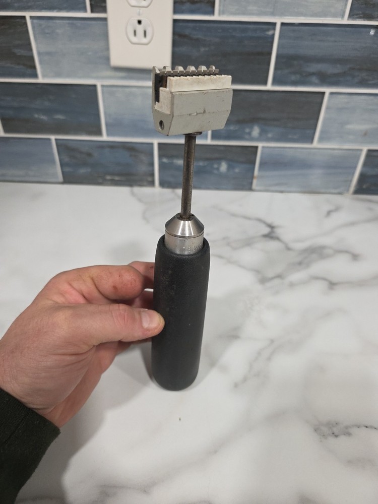 Siemon PUNCH DOWN COMPUTOR CABLING TOOL 788H1 30 98