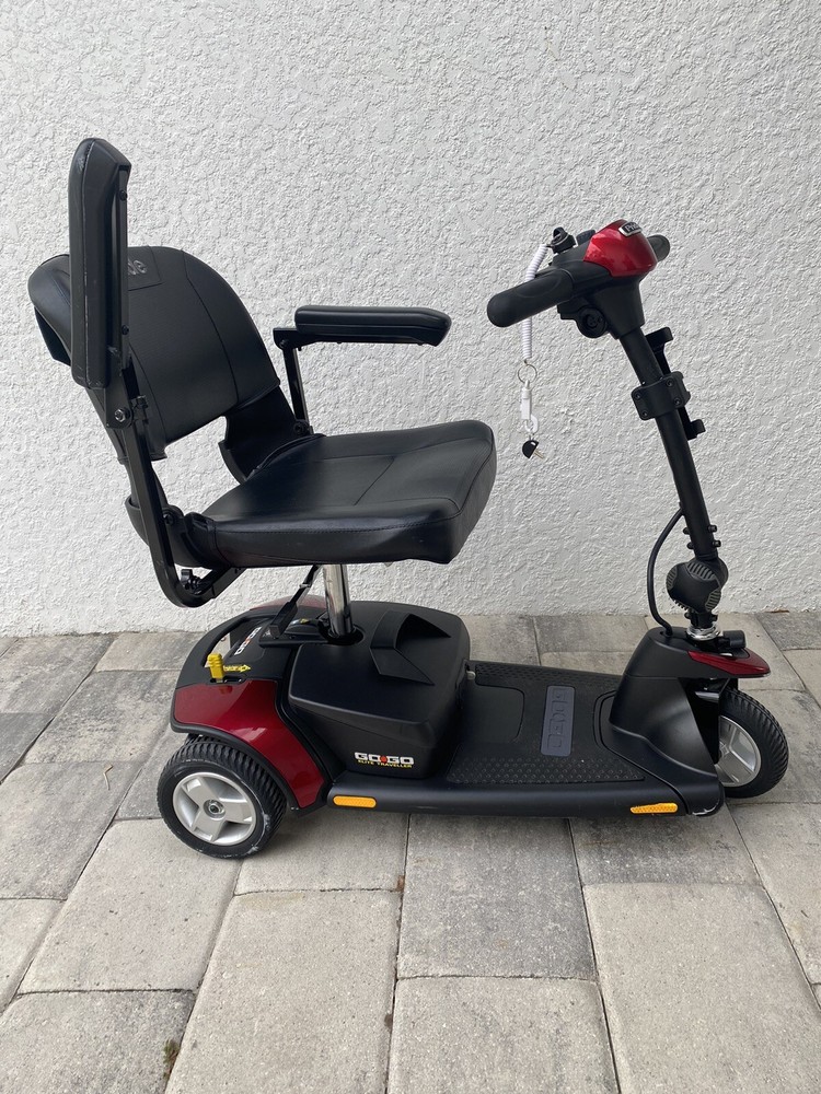 Go Go Elite Traveller 3-Wheel Pride