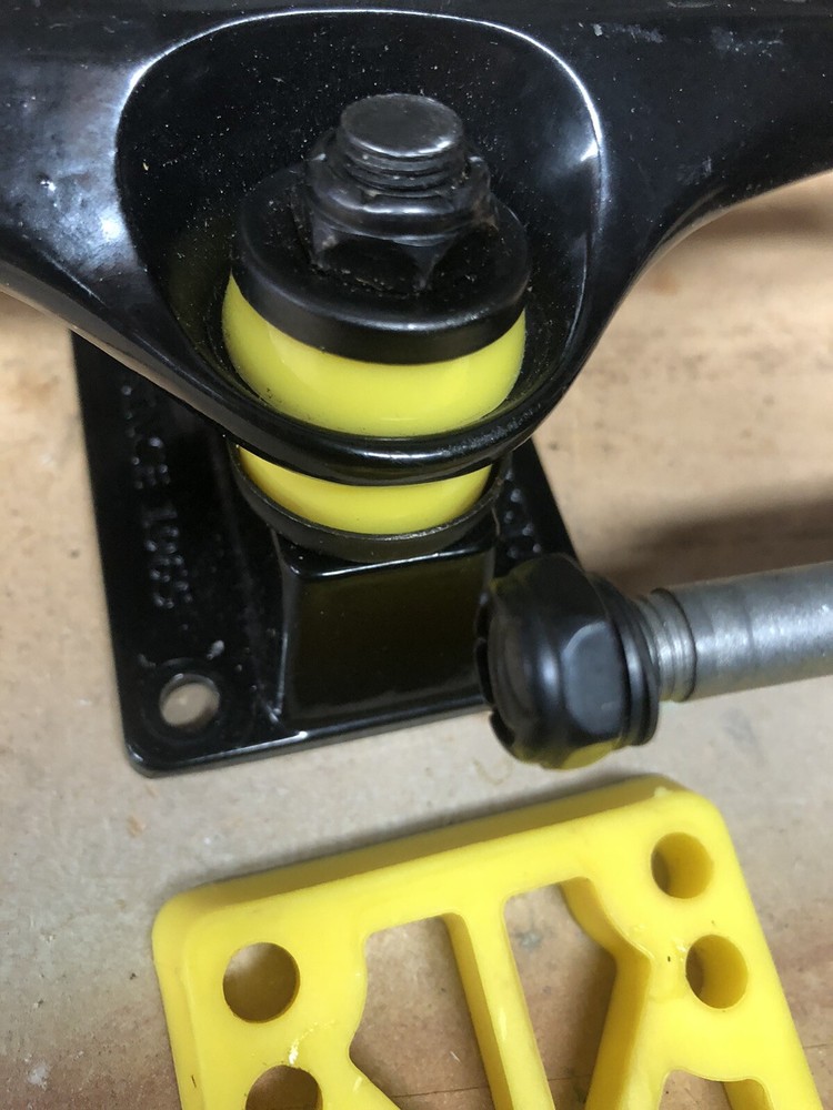 Kryptonics Skateboard Trucks 'Since 1965' ￼