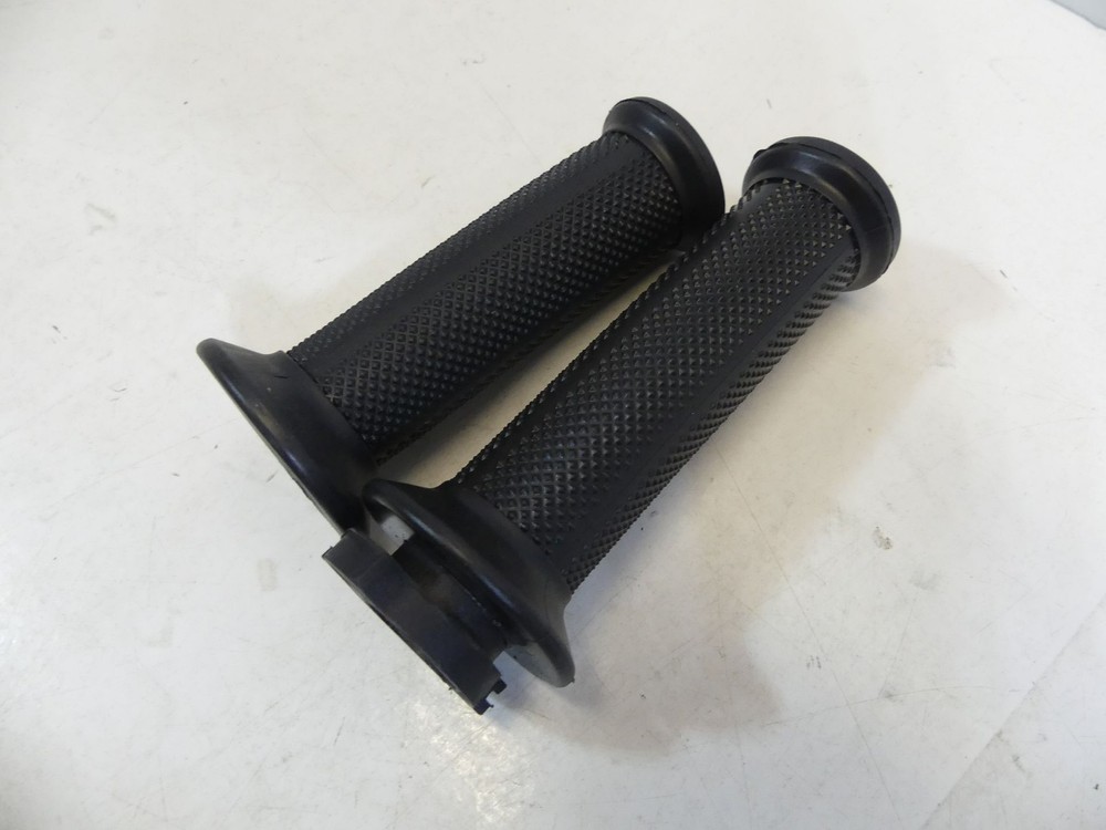 KTM grips throttle handlebar grip M02200