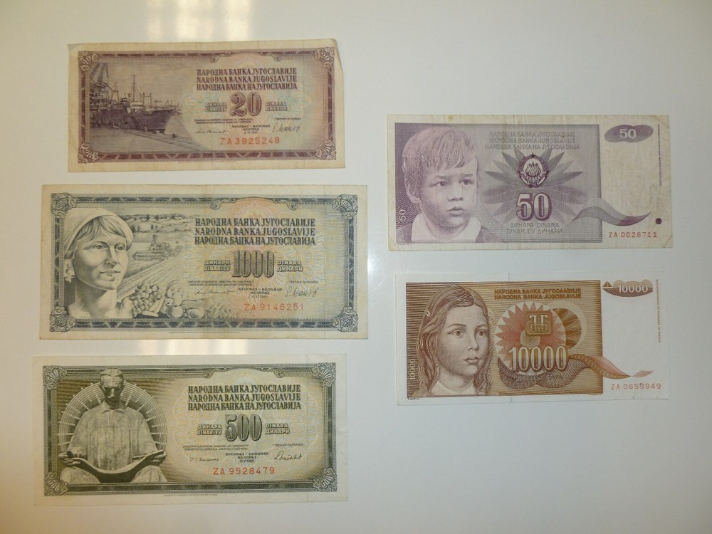 Yugoslavia Collection 10 Different Dinara Banknotes All ZA Replacement Serials