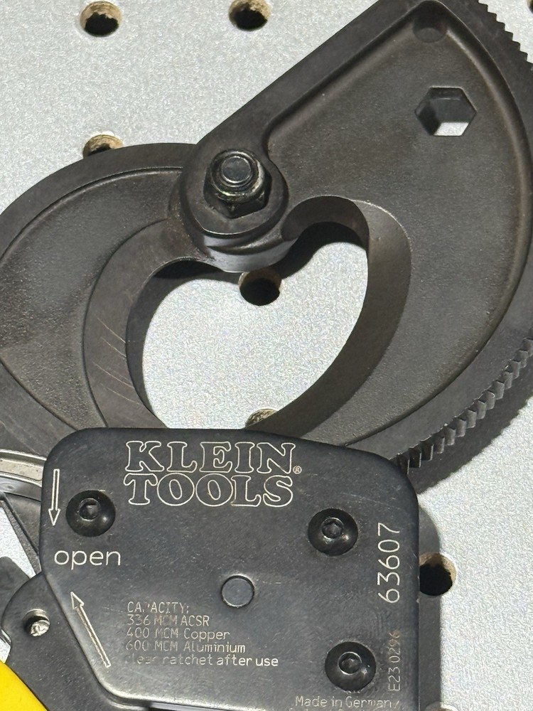 Klein Tools 63607 Ratchet Cable Cutter