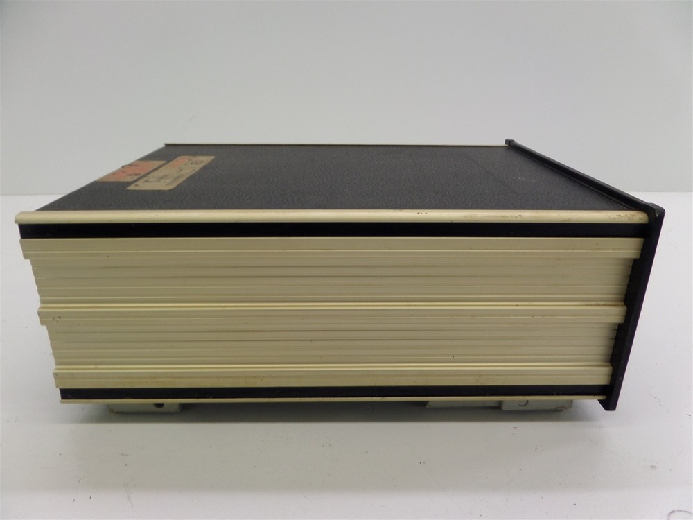 Brooks Instruments 5867 Dual Channel Flow Controller 5867A1B1