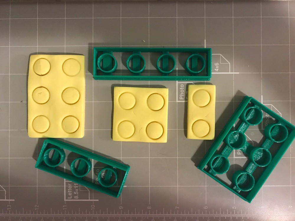 Playing Bricks Cookie Cutter Set