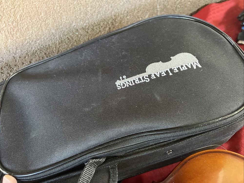 MAPLE LEAF STRINGS MLS120VN 4/4 VIOLINS - APPRENTICE COLLECTION