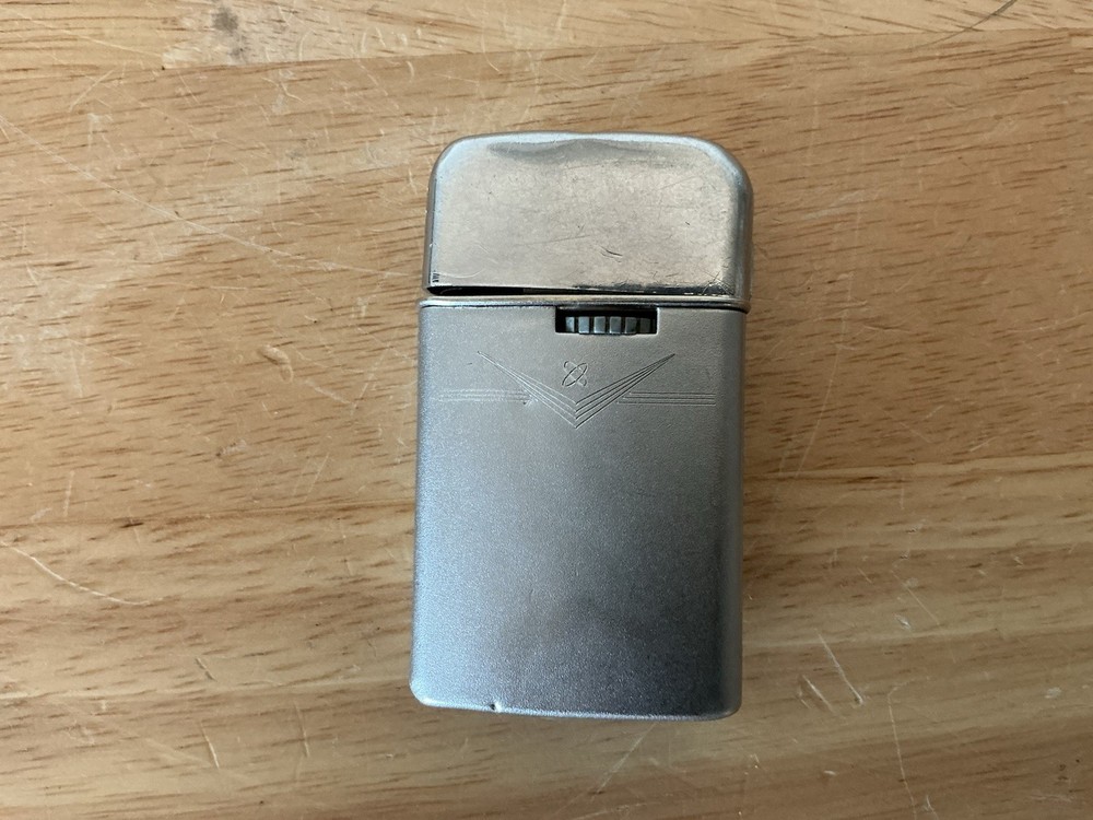 Vtg Ronson Varaflame Lighter Un Tested