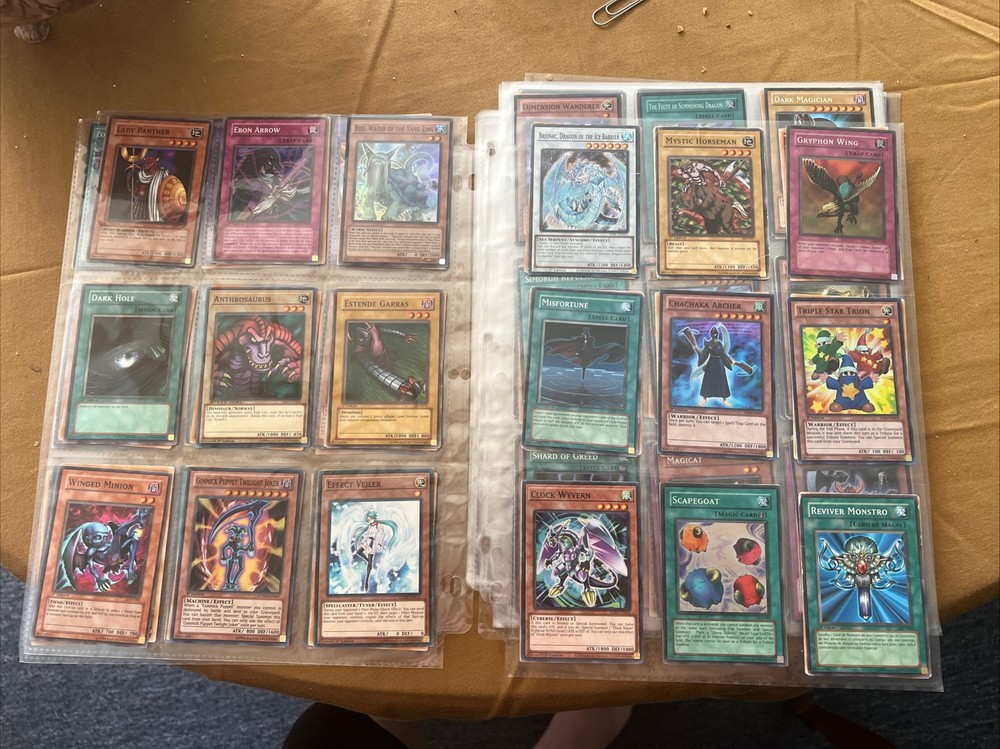 🔥🔥🔥🔥Yugioh 11 Page Binder Collection