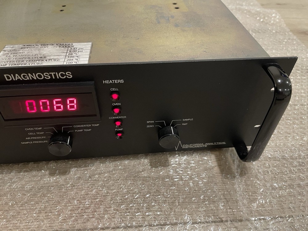 California Analytical NOX Analyzer 400-HCLD - As Is - Untested