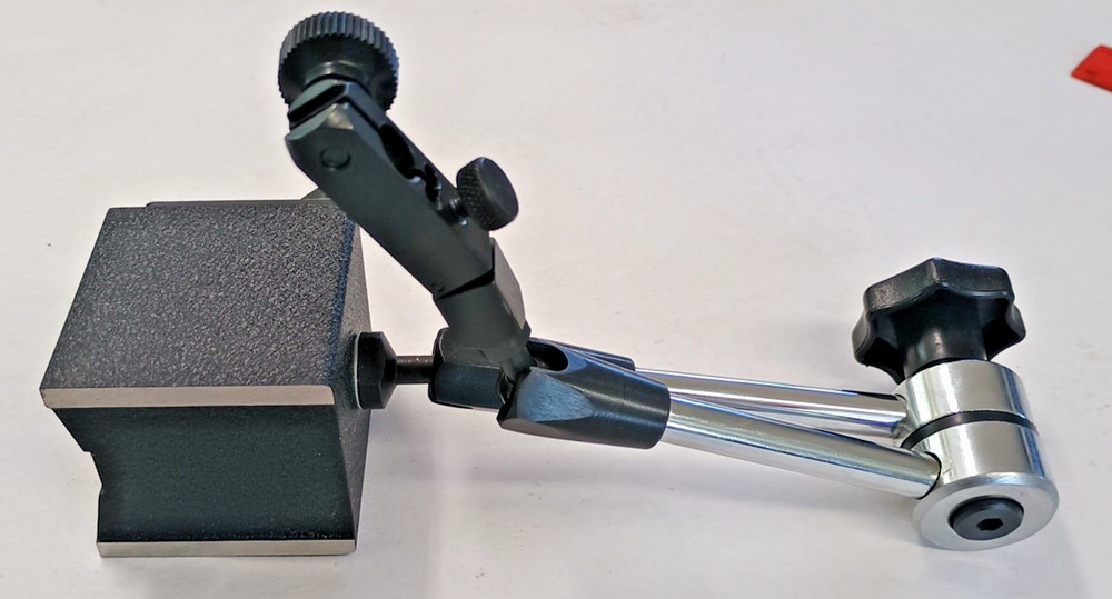 Universal 130 LB Magnetic Base With Fine Adjustment