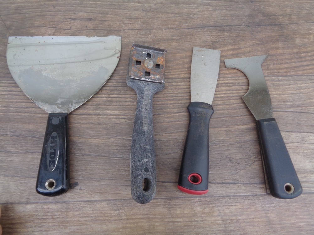 HYDE Scrapers Painter Tools - Lot of 4