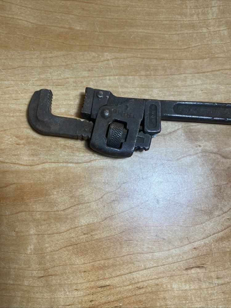 Small TRIMONT / TRIMO SIZE 6 " ADJUSTABLE PIPE WRENCH - Original
