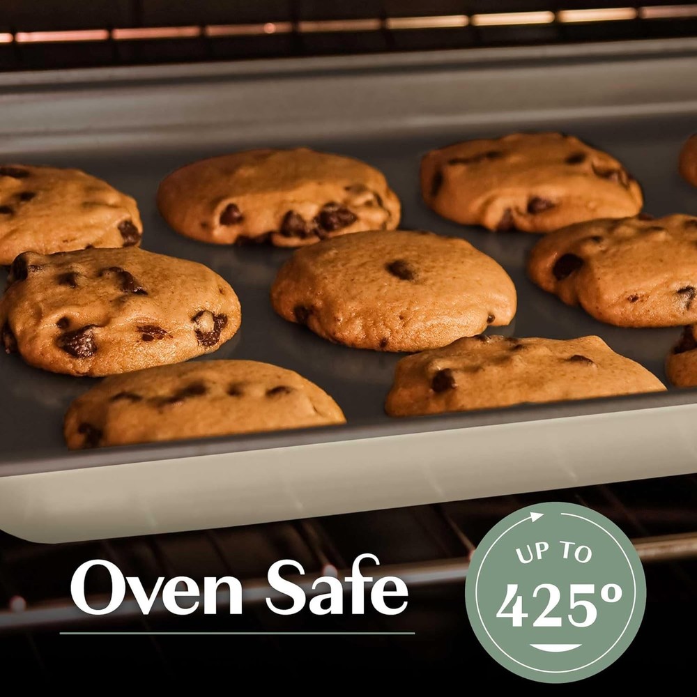 All-In-One Nonstick Bakeware Set Stackable & Space Saving Design includes Round