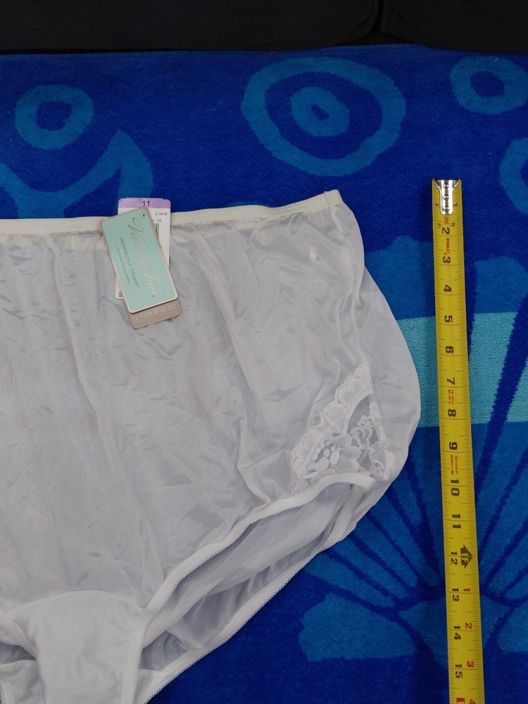 Vintage Vanity Fair Brief Size 11
