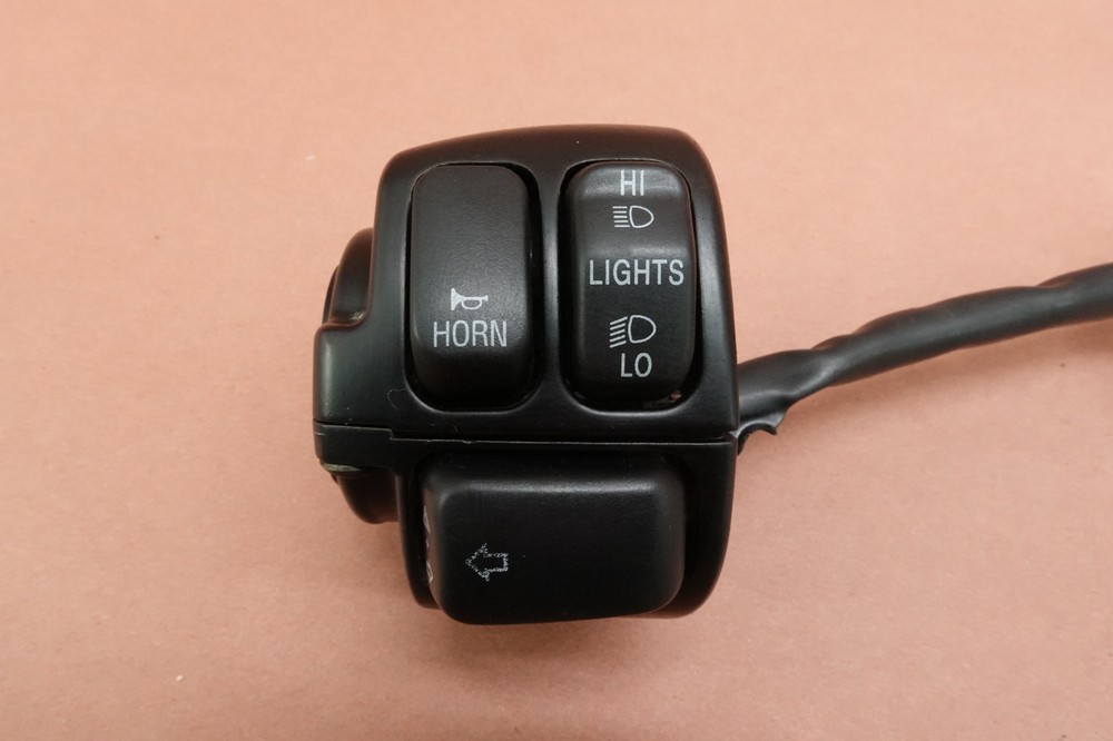 2000 - 2006 Harley Davidson Heritage Softail FLSTCI Left Headlight Bar Switch