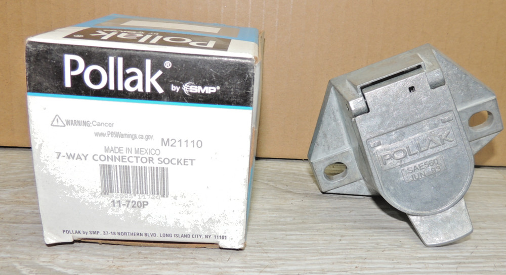 Pollak 11-720P 7-Way Connector Socket Metal, NOS