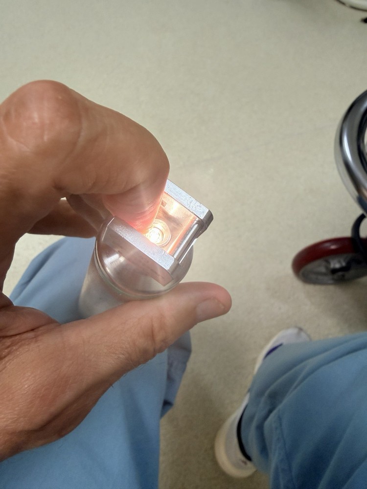 Larygnscope - Propper Fiber Optic Light Source