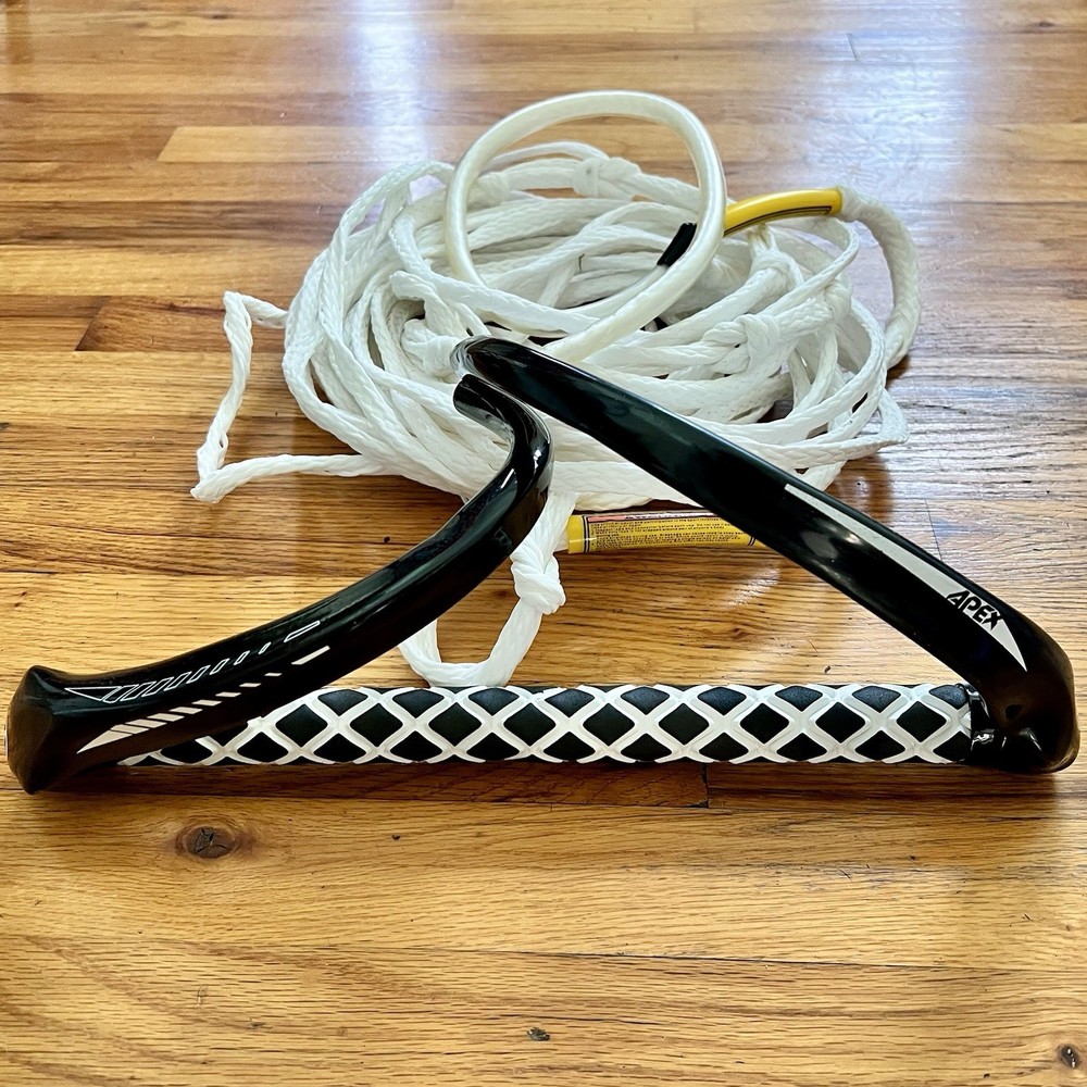 Hyperlite Wakeboards APEX Handle Future Pro Model Wakeboard Handle Rope