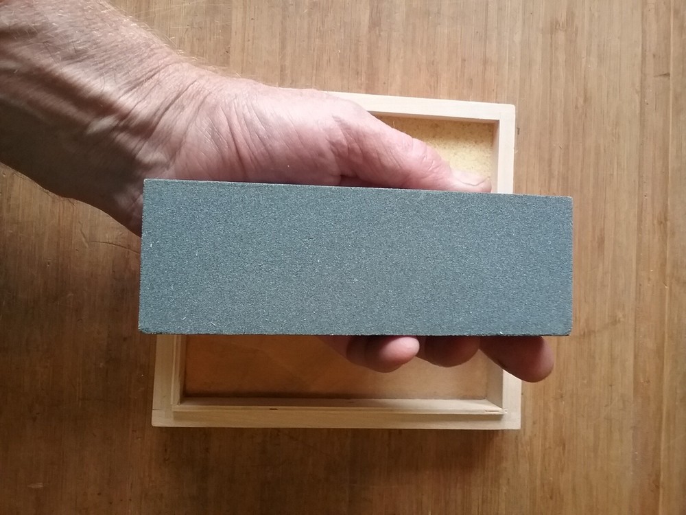 AMT Sharpening Stone - Tool Sharpening Stone in Wooden Case