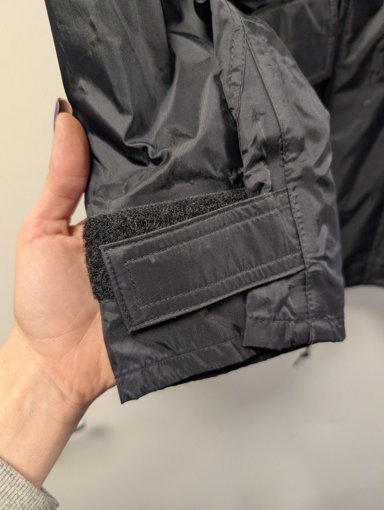 Frank Thomas Waterproof Jacket Size Small (Loc B-15)