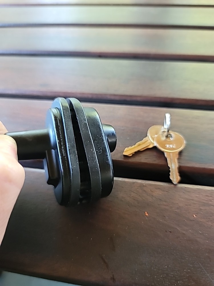 Franzen Trigger Lock, With 2 Keys, Used