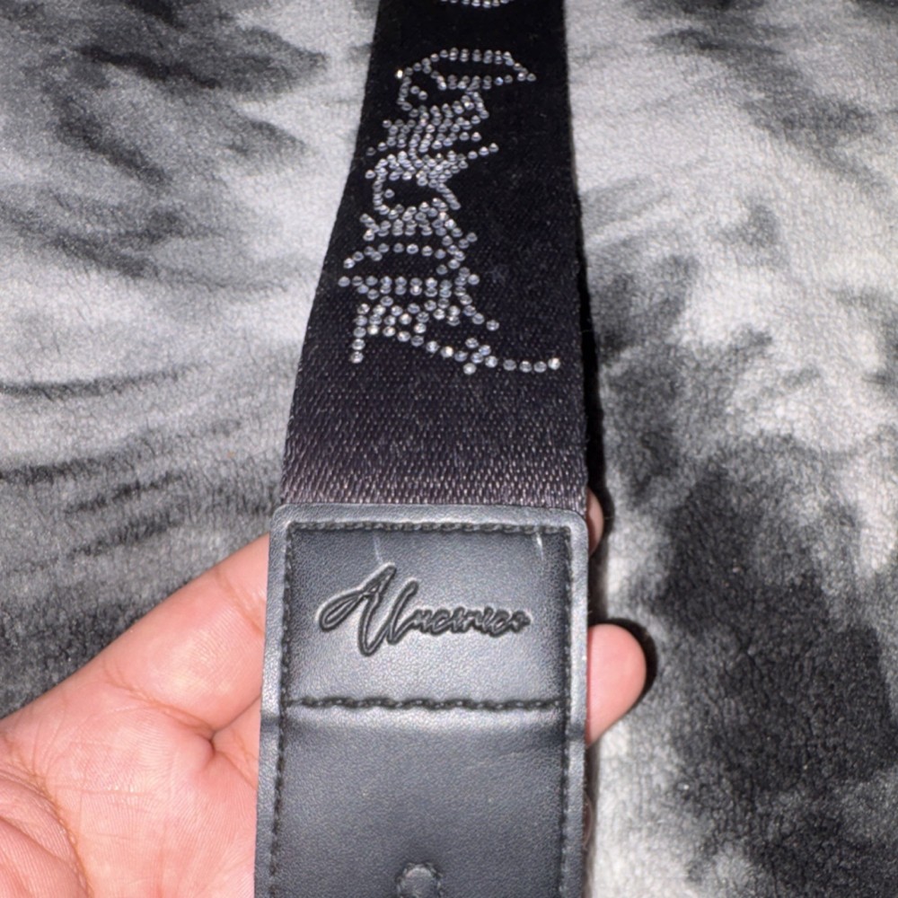 Uncarnate Black Leather Fabric Guitar Strap
