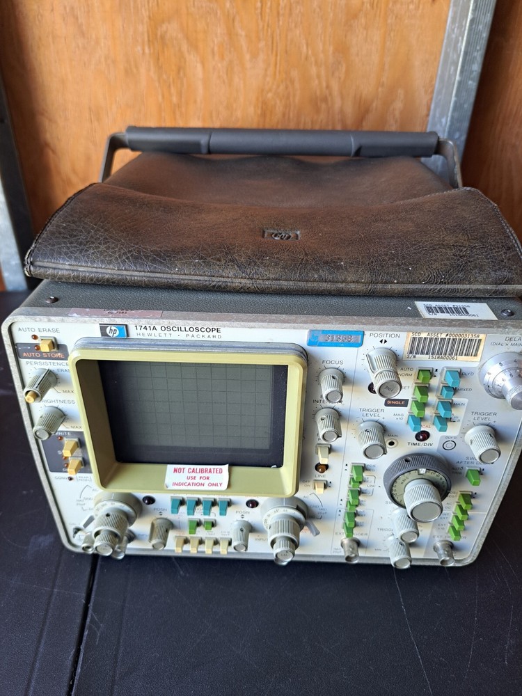 HP 1741A 100MHz Oscilloscope
