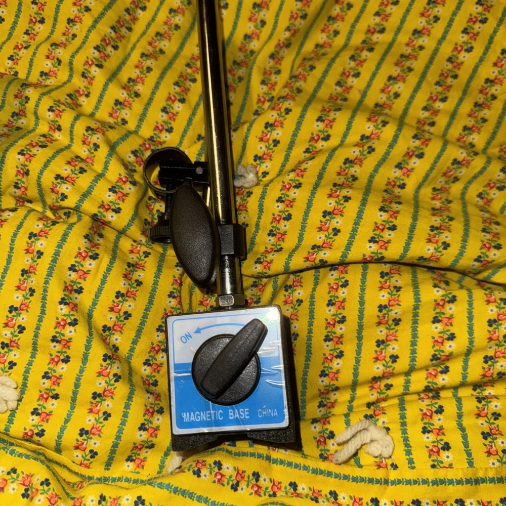 Pittsburgh Multipositional Magnetic Base w/Fine Adjustment Model 5645