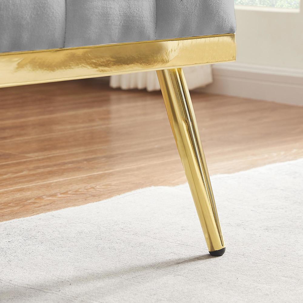 2 SEATER SOFA with 2 pillows