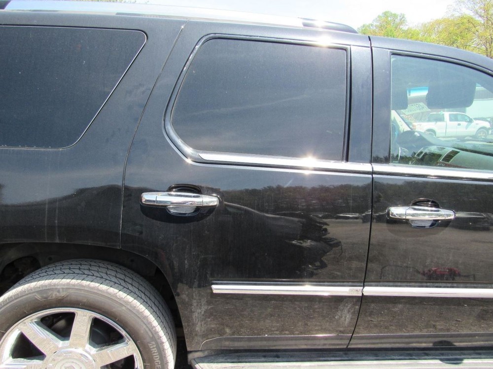 ESCALADE 2007 Glove Box 1061464