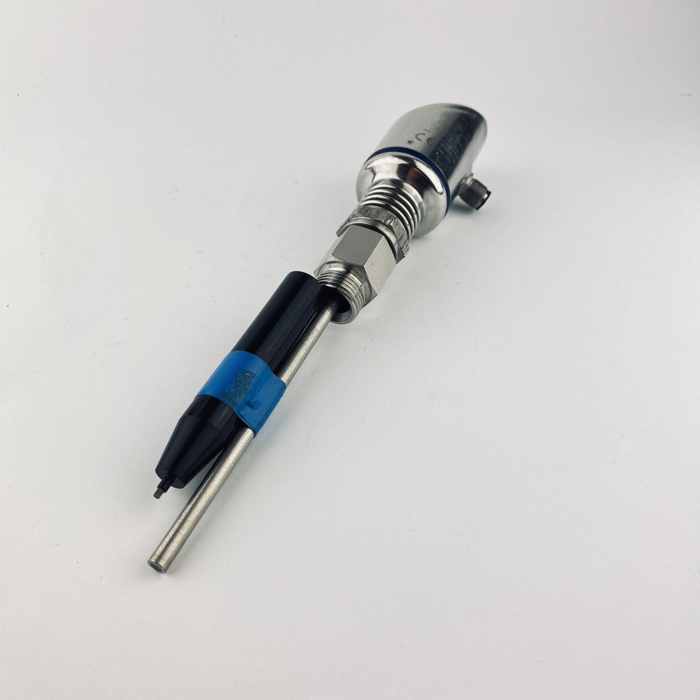 JUMO DELOS T 902940/10 Temperature sensor with display