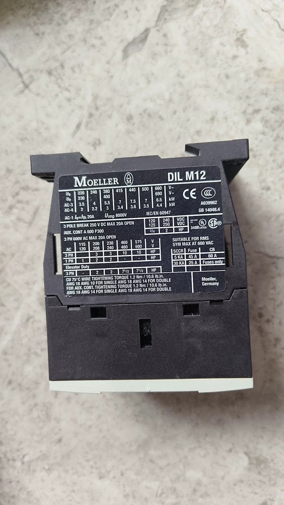 1PCS NEW DILM12-01 24VDC #XY