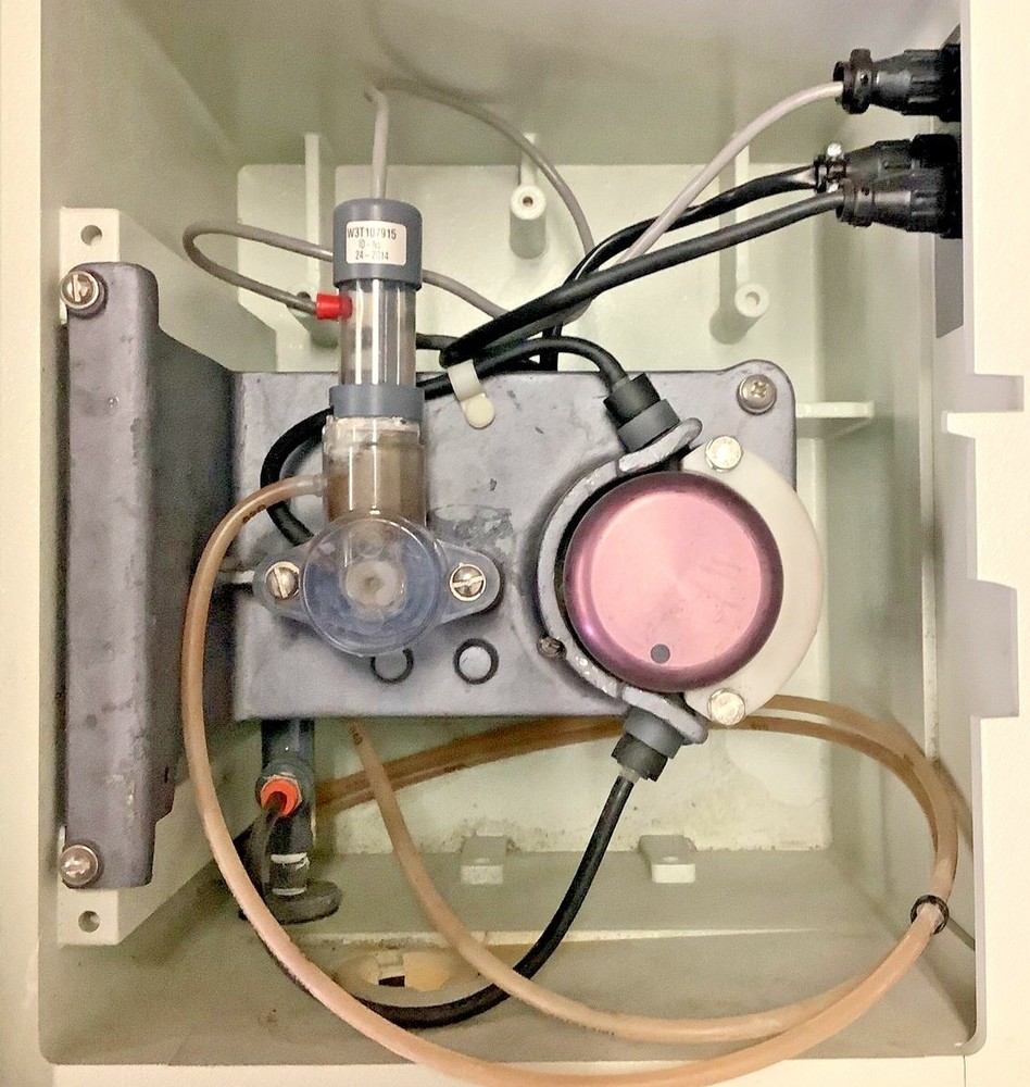 Siemens / Wallace & Tiernan Micro 2000 Analyzer