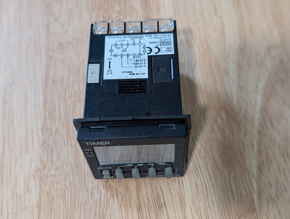 Omron H5CX-ASD Digital Timer - Used