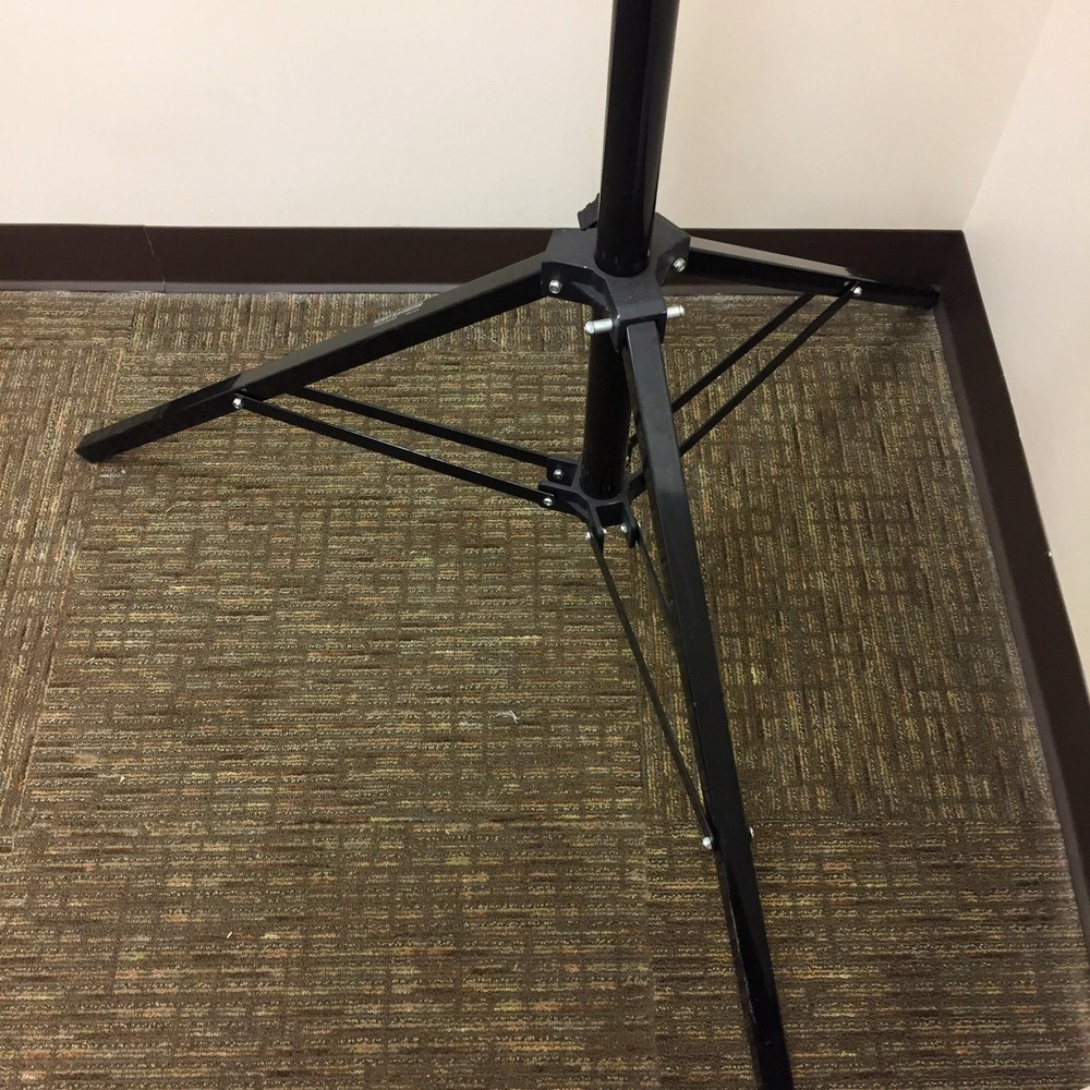 Trimax Heavy Duty Light Stand Black