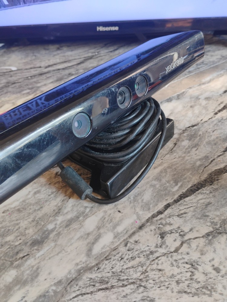 Microsoft 1414 Xbox 360 Kinect Sensor Bar Only - Black