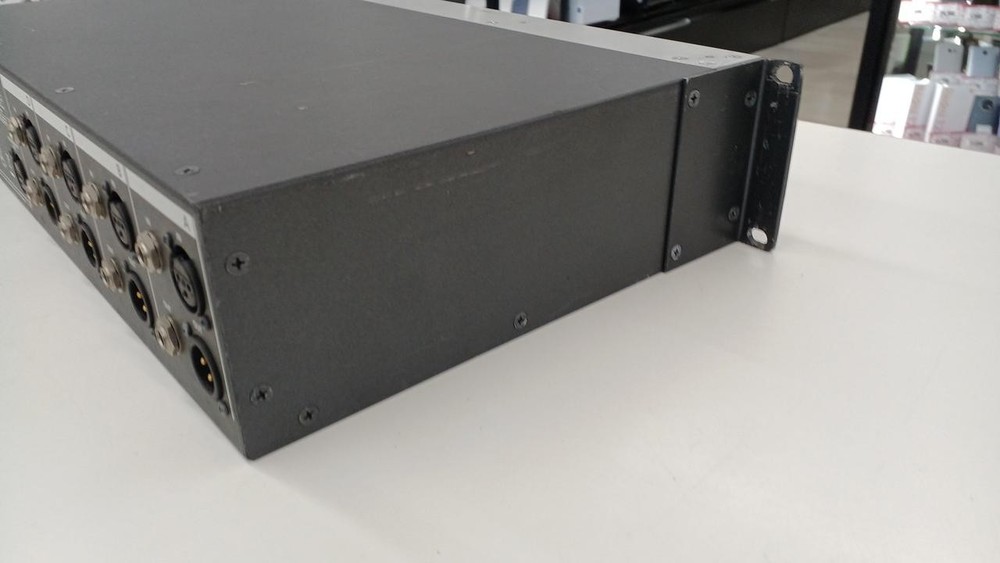 MACKIE QUAD EQ Digital 4-Channel Rack Equalizer