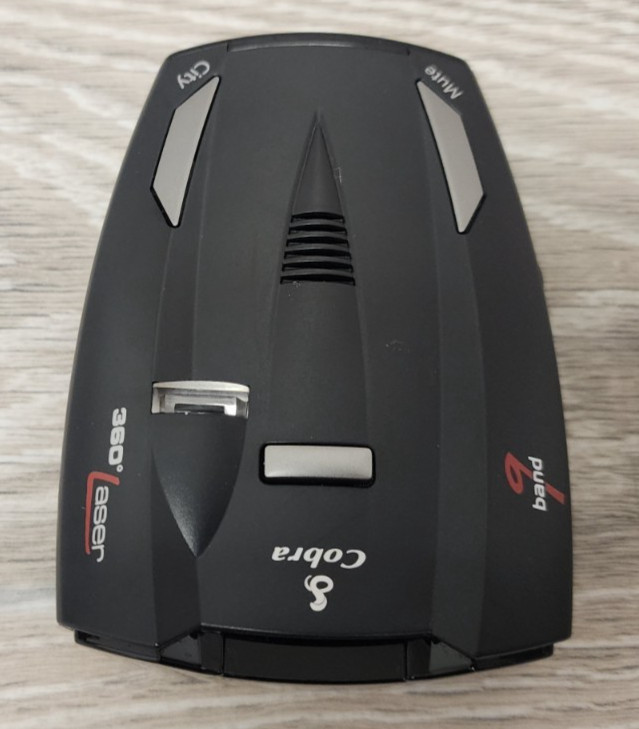 Cobra ESD 7400 Radar Detector With Windshield Mount & Car Power Cable Tested