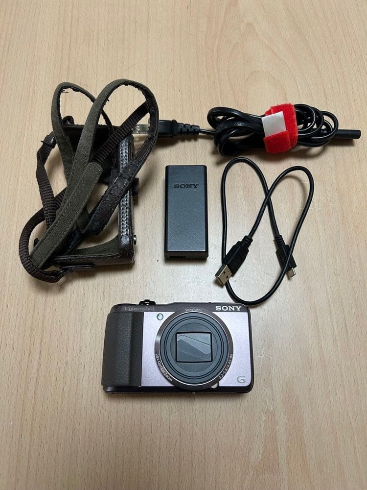 Sony Cyber shot Compact Digital Camera