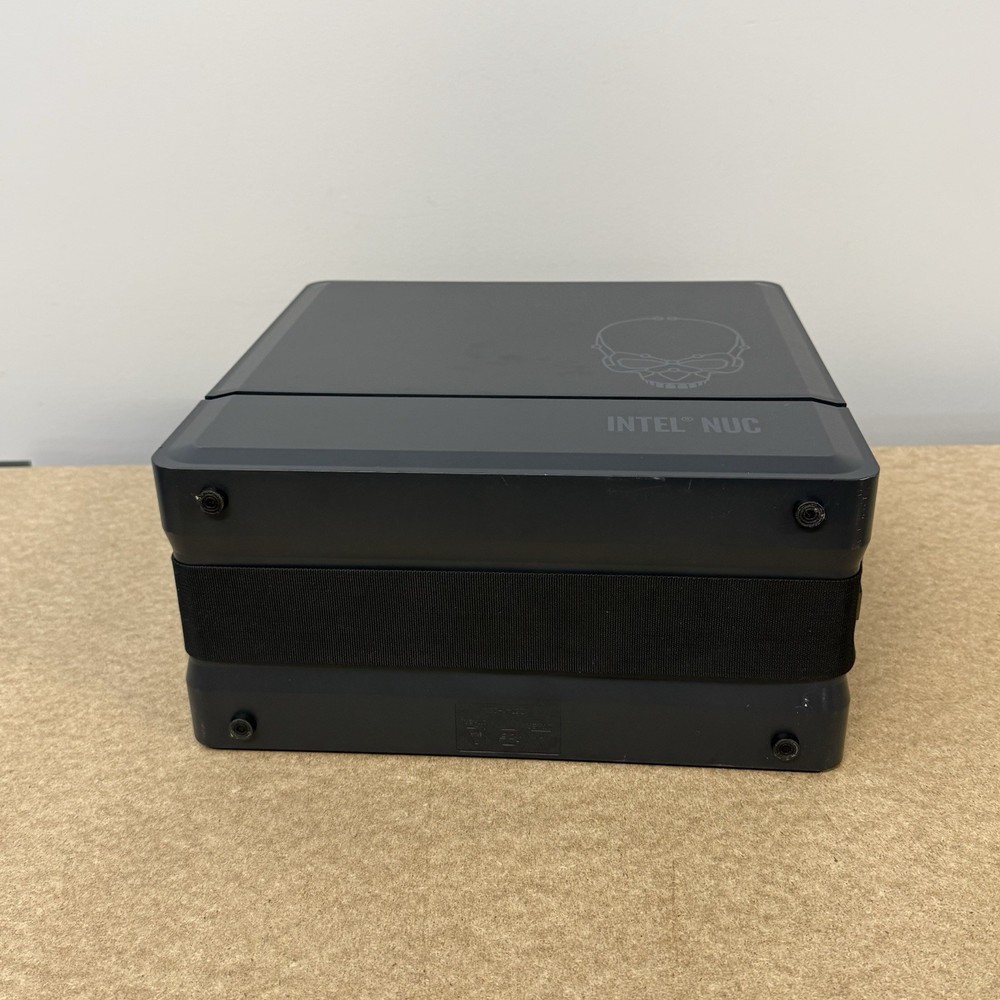 Intel NUC 9 Extreme Ghost Case Display Carrying Only