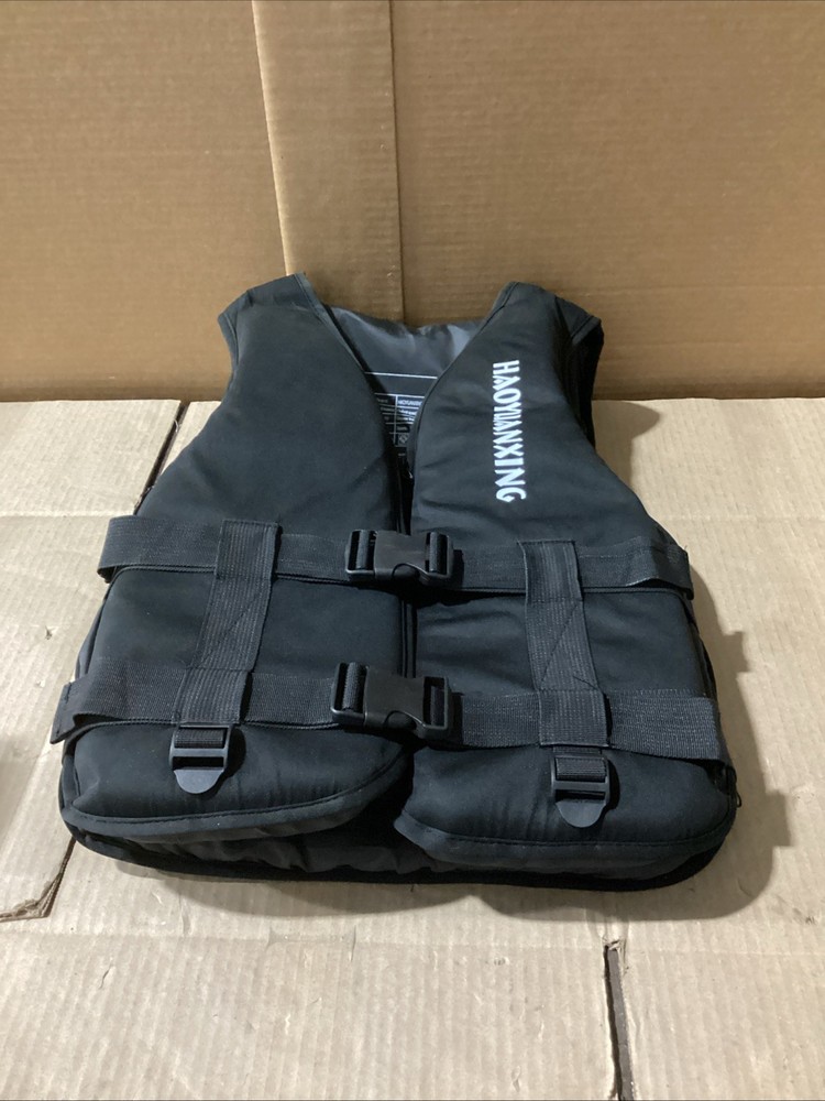 HAOYUANXING Medium Sized Life Jacket ( Pre - Owned / Missing Safety Straddle )