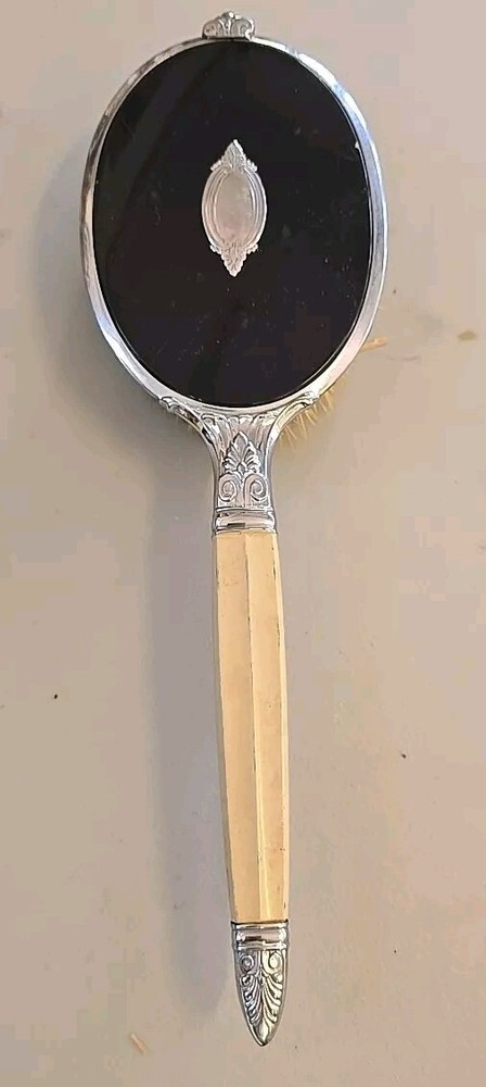 Vintage!! HAIRBRUSH!!!