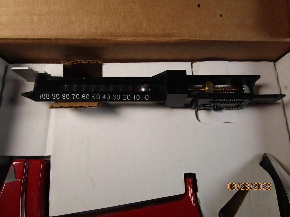 Lee Safety Powder Scale 90681