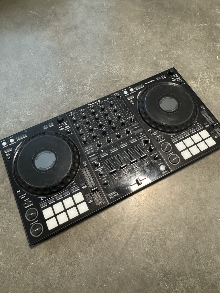 Pioneer DJ Quad Deck Controller - DDJ-1000
