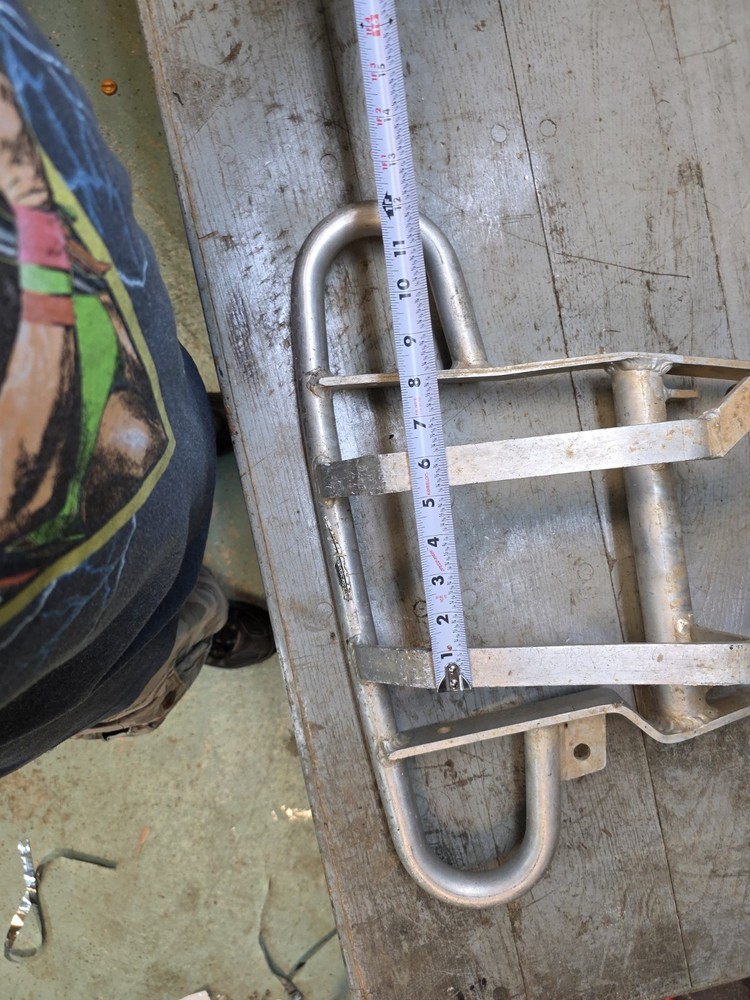 AC racing six pack rack