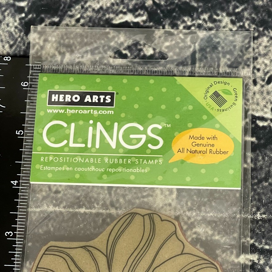 Hero Arts LARGE FLOWER Solid Flower Stamp