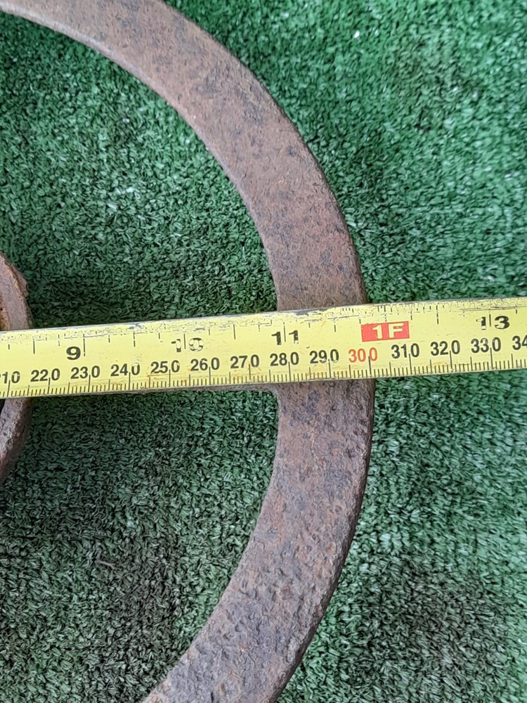 Cast Iron Wheel (23)