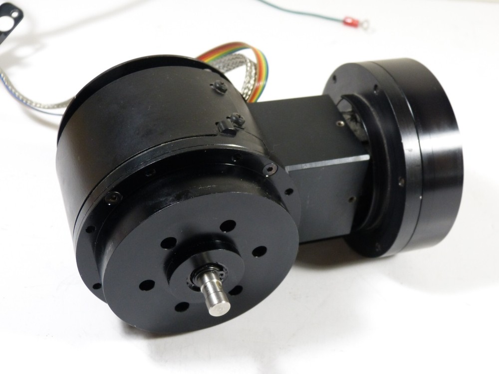 Eshed Robotec Motor 5 pulled from Scorbot ER IX Robotic Arm